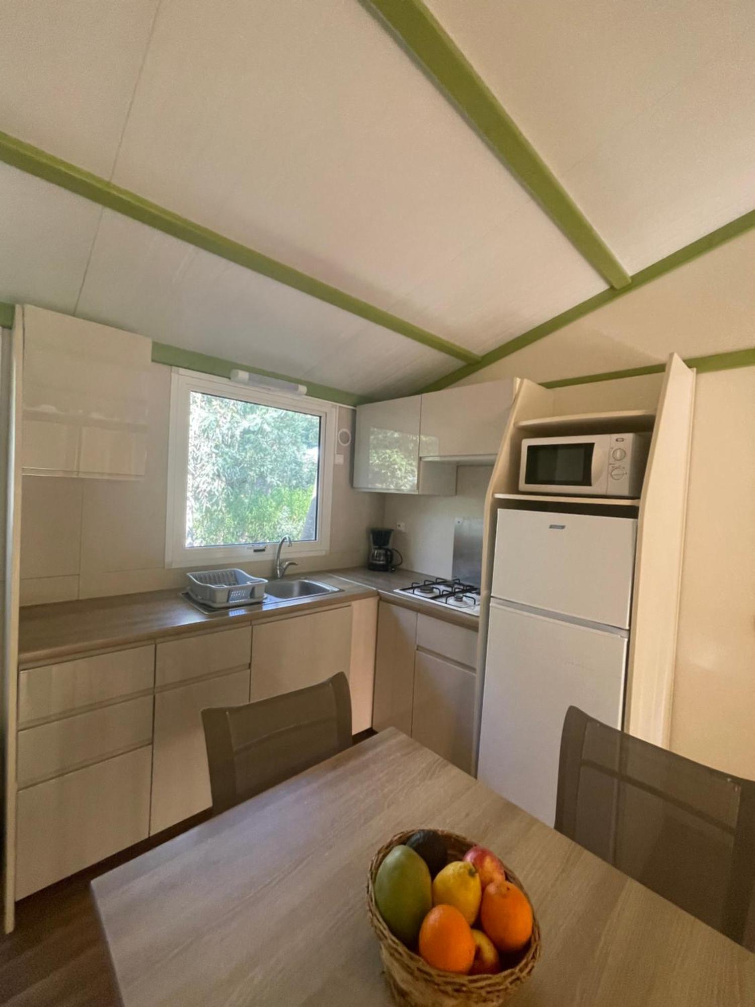 Camping La Cle Des Champs カルヴィ エクステリア 写真